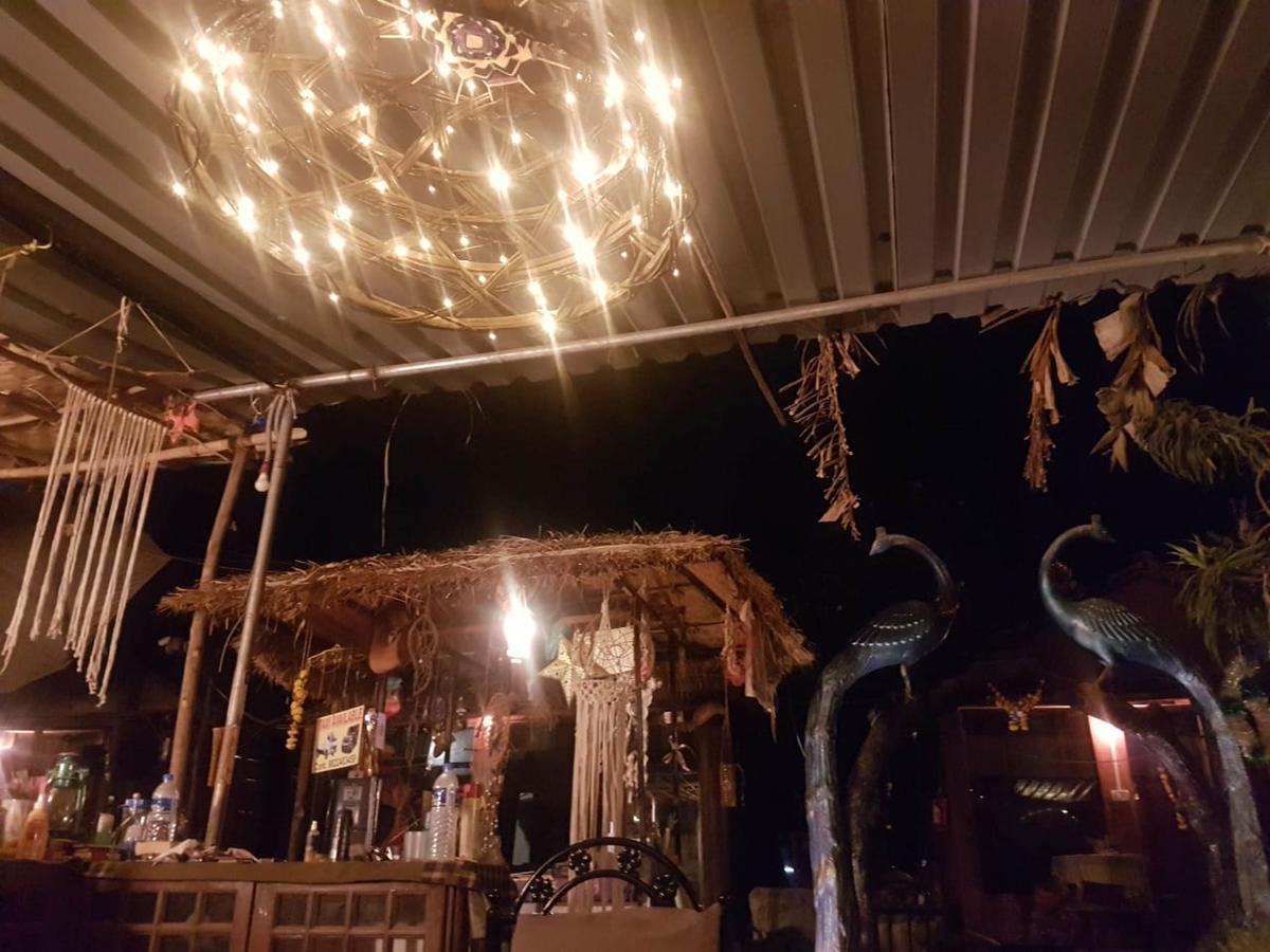 Wonderland Hostel Anjuna Exterior photo